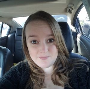 Meet your Posher, Victoria